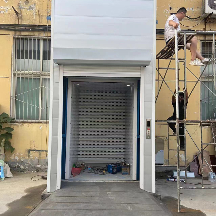 導軌式升降機 導軌式升降機