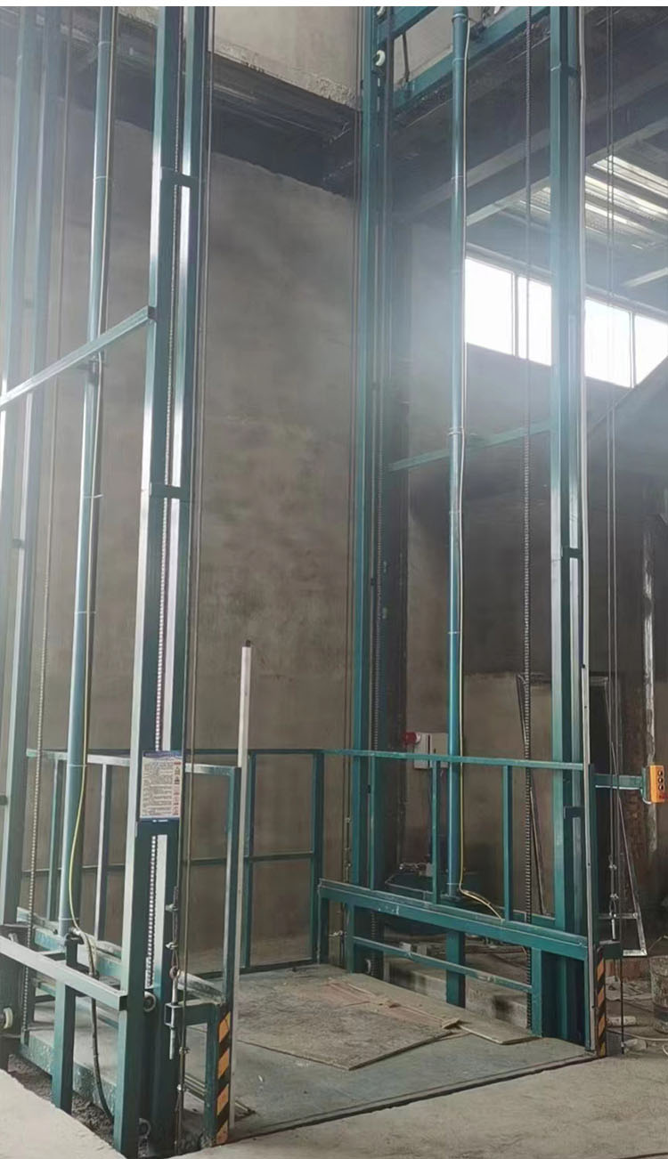 導軌式升降平臺 導軌式升降平臺